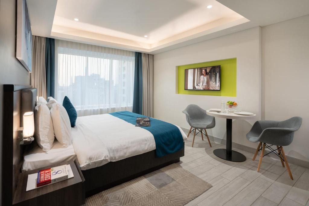 Citadines Al Ghubrah - المطعم