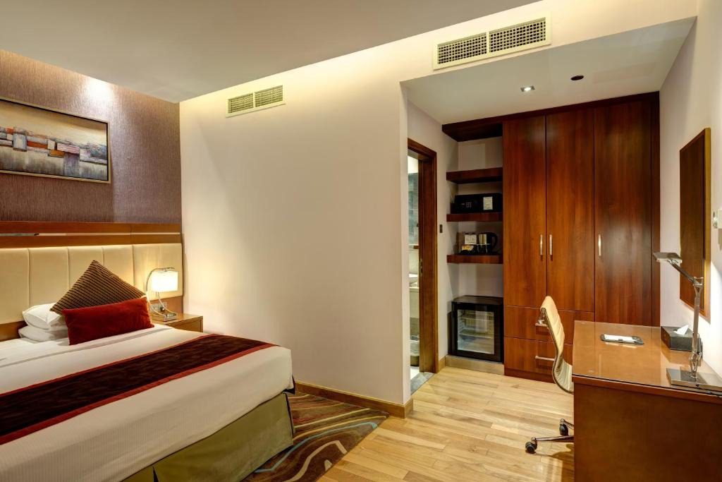 Rose Park Hotel - الجيم