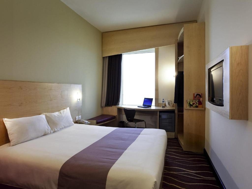 Ibis Sharq - واجهة
