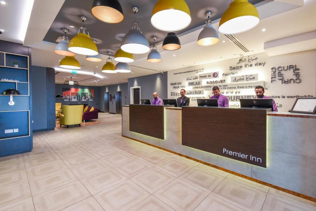 Premier Inn Dubai Airport - الغرف