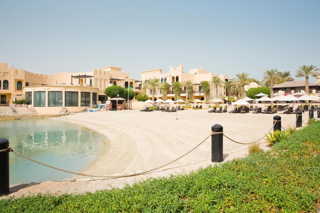 Novotel Al Dana - العمارة الدلمونية